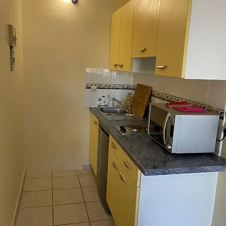 Central: Et Rue Piétonne à Proximité