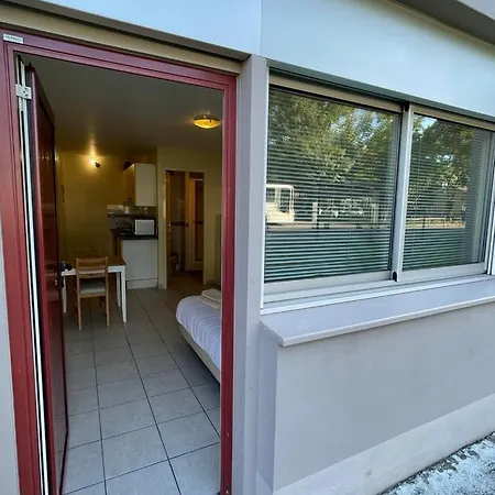 Appartement Ou En Hyper Centre, Pour La Et La Rue Pietonne Il Suffit De Traverser La Rue , La Photo Principale *
