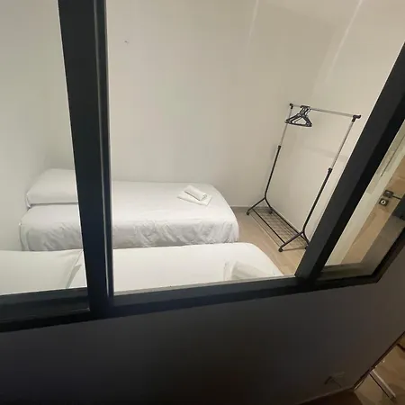 Ou En Hyper Centre, Pour La Et La Rue Pietonne Il Suffit De Traverser La Rue , La Photo Principale Appartement *