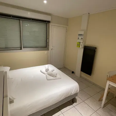 Appartement Ou En Hyper Centre, Pour La Et La Rue Pietonne Il Suffit De Traverser La Rue , La Photo Principale Andernos-les-Bains